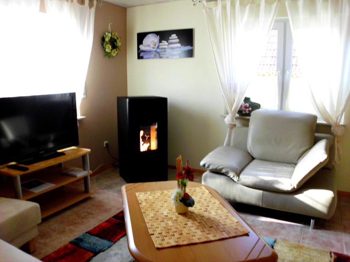 Ferienwohnung Brigitte Reichelsheim ภายนอก รูปภาพ